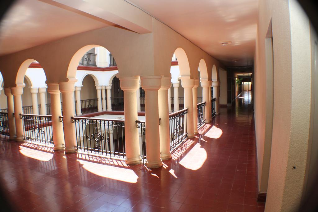 Hotel Los Monteros ซิวดัดบิกโตเรีย ภายนอก รูปภาพ